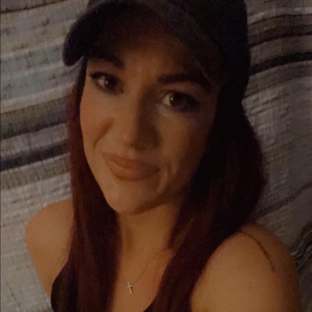 Meet your Posher, Andrea